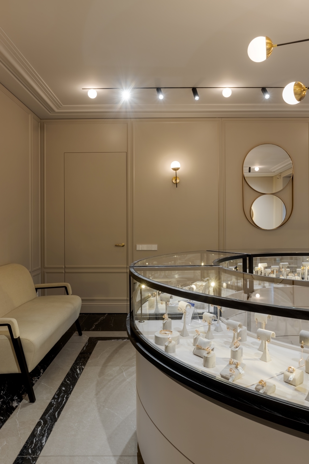 Salon de bijuterii DIAMANT in Balti