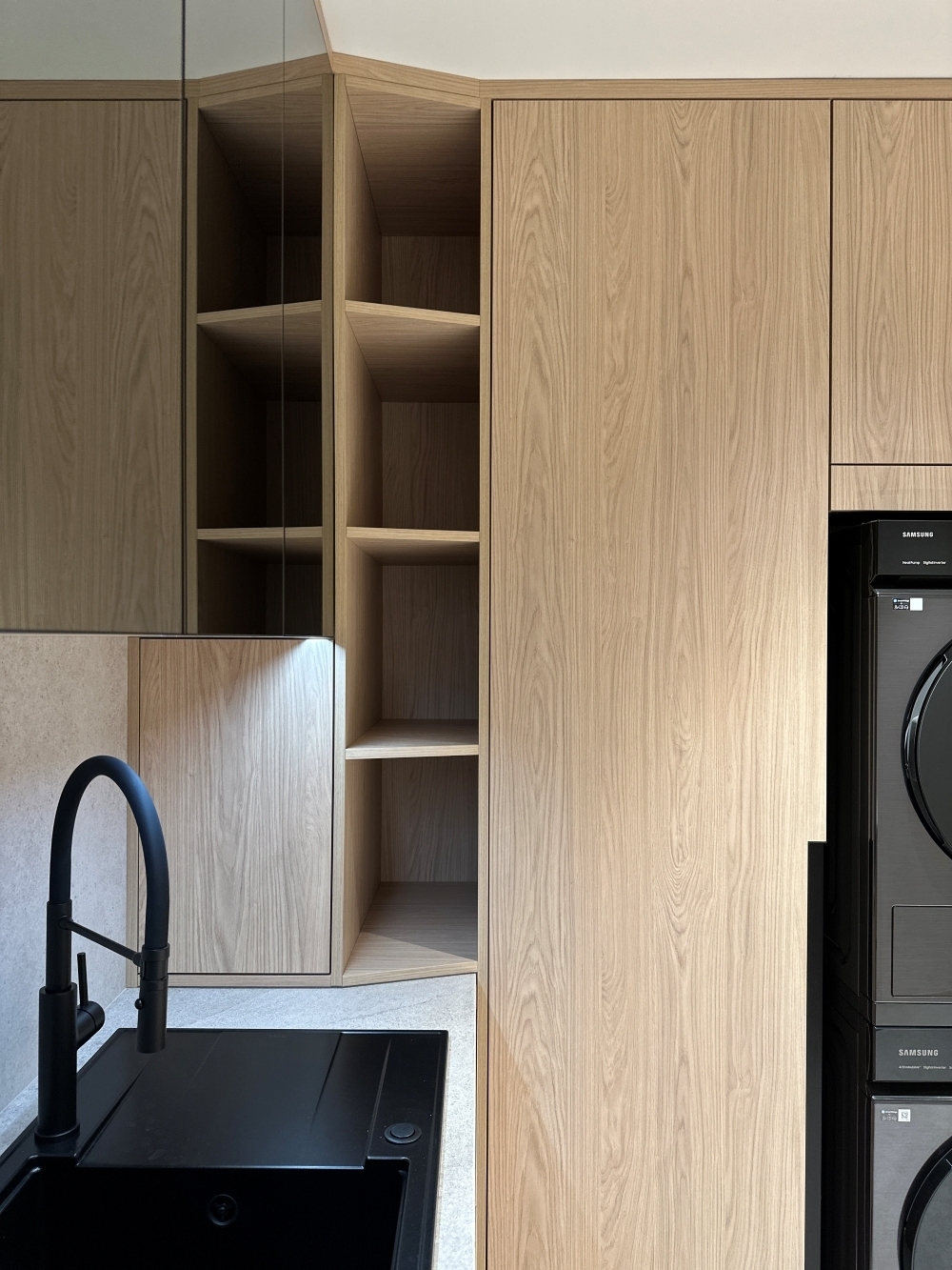 Apartment, Telecenter