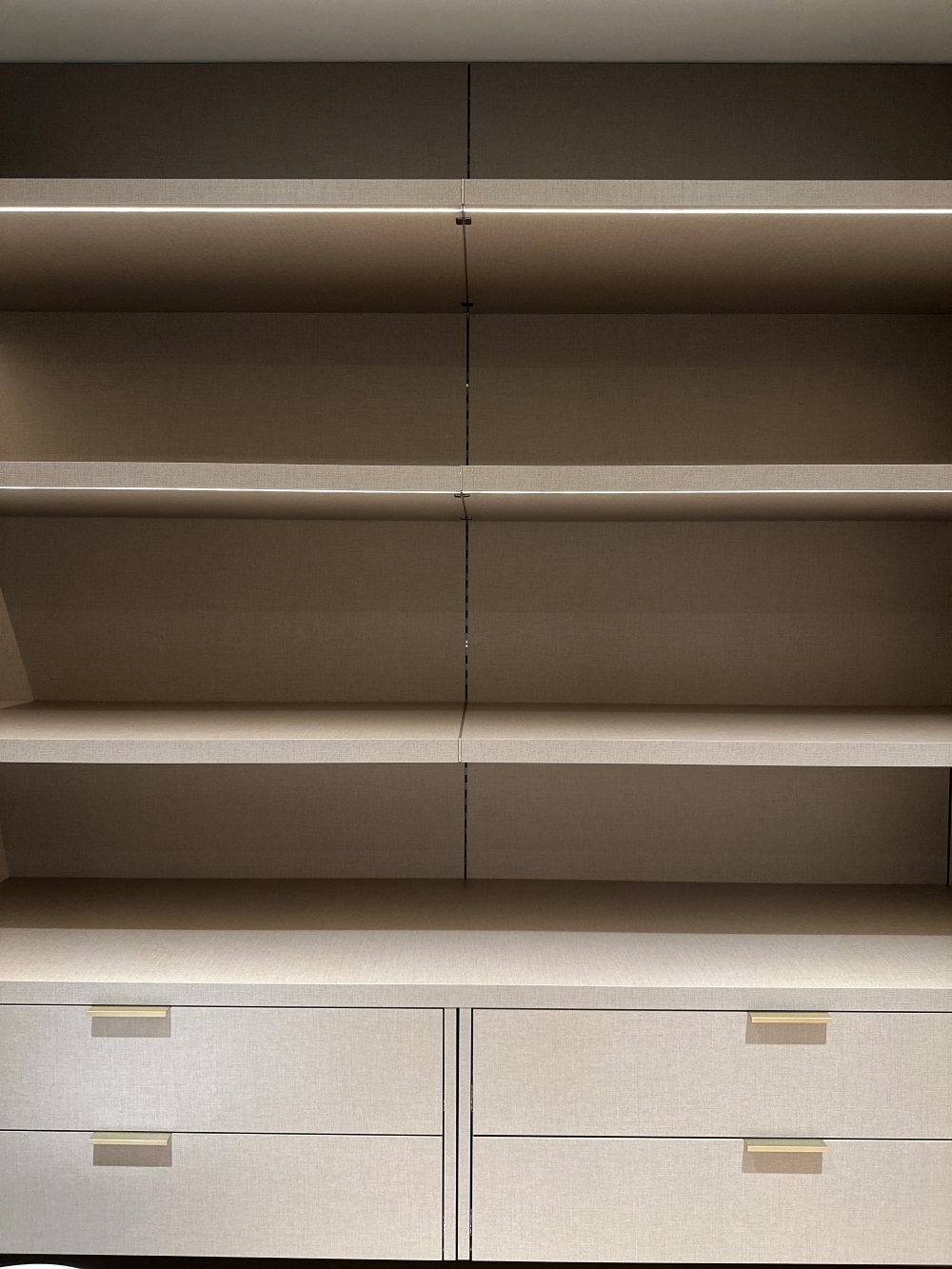 Apartment, Telecenter