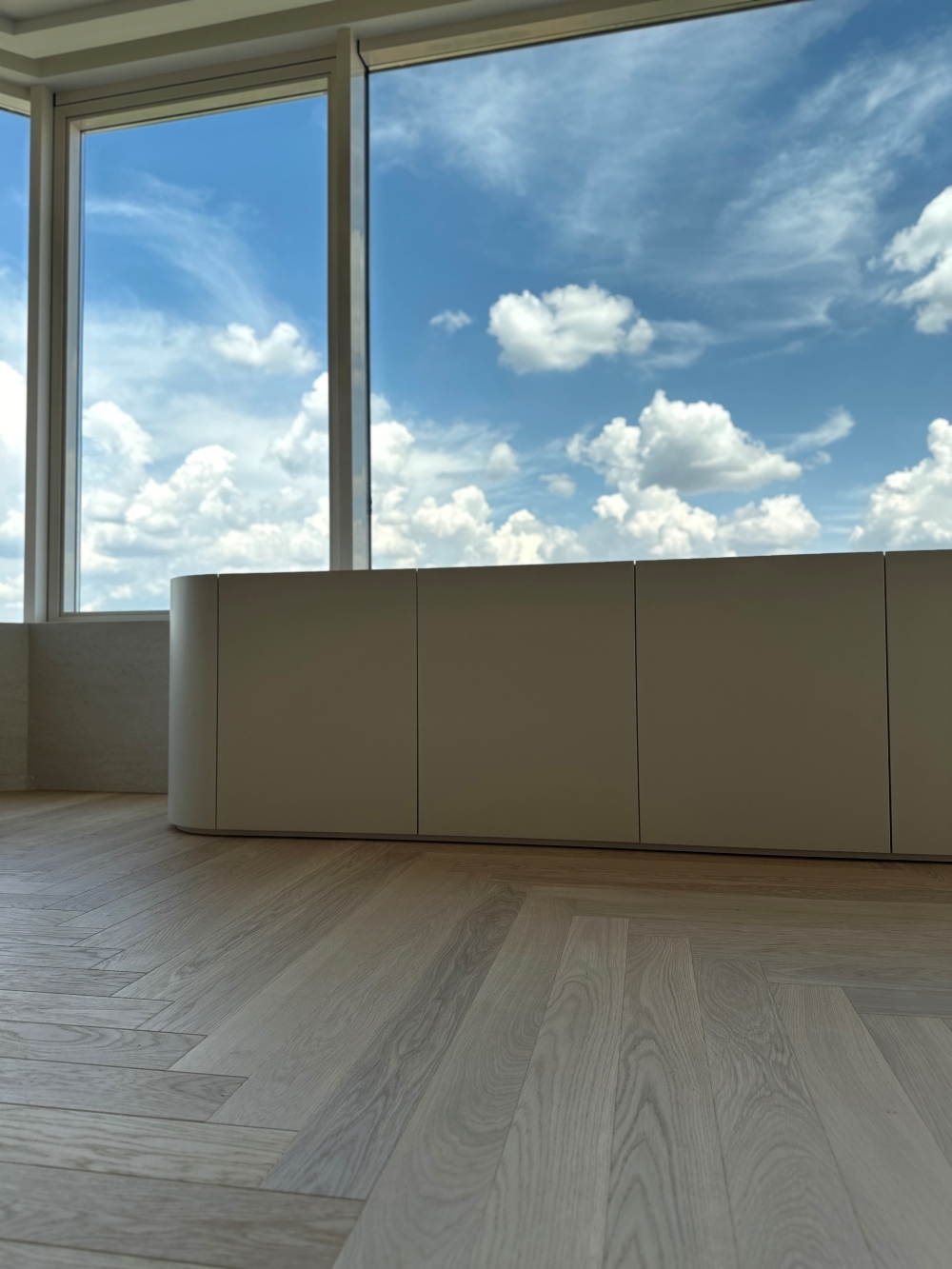Apartment, Telecenter