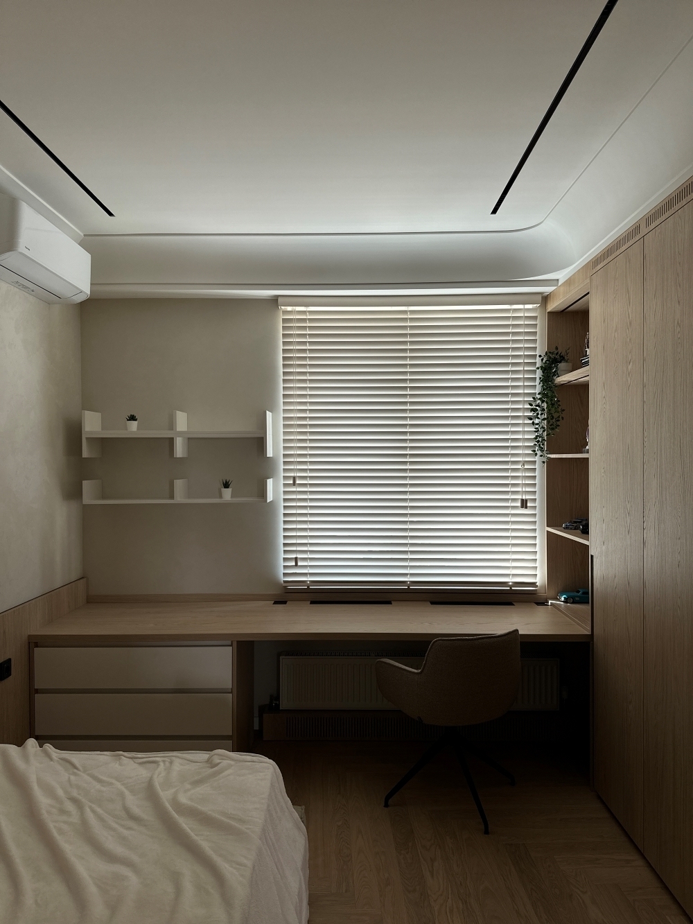 Apartment, Telecenter