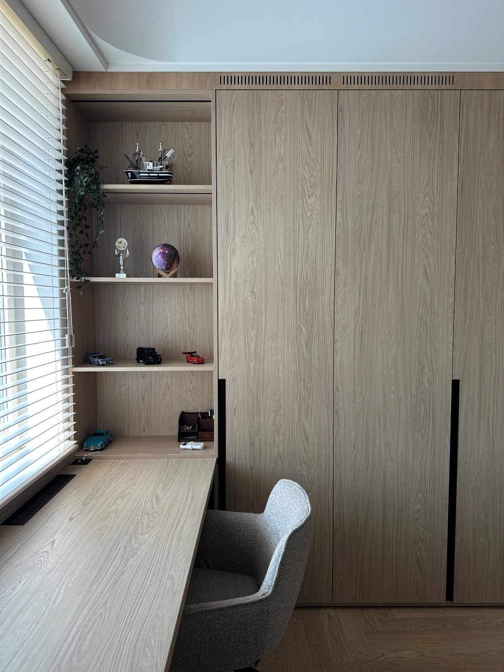 Apartment, Telecenter